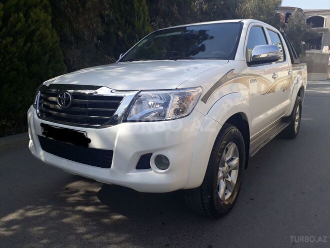 Toyota Hilux 2012, 200,000 km - 2.5 l - Bakı