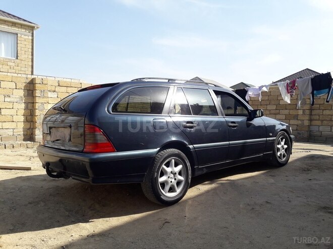 Mercedes C 180 1999, 267,000 km - 1.8 l - Sumqayıt