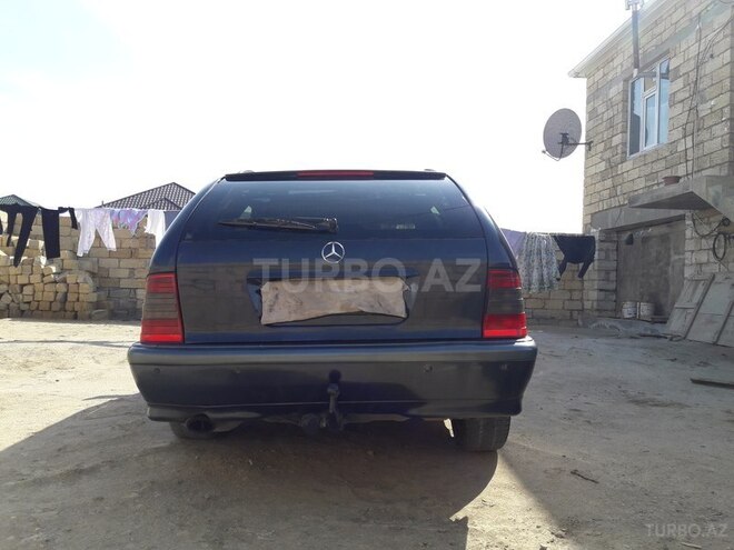 Mercedes C 180 1999, 267,000 km - 1.8 l - Sumqayıt