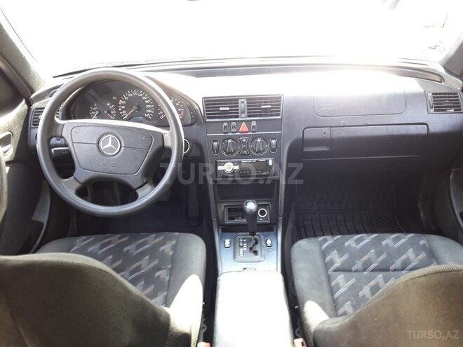 Mercedes C 180 1999, 267,000 km - 1.8 l - Sumqayıt