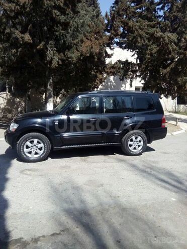 Mitsubishi Pajero 2006, 160,000 km - 3.5 л - Bakı