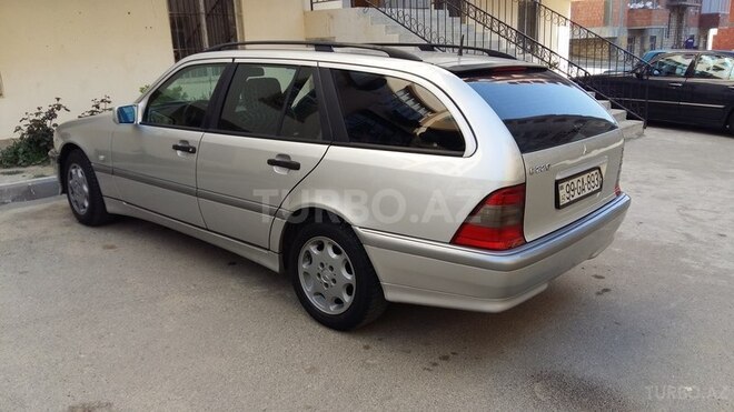 Mercedes C 220 2000, 278,000 km - 2.2 l - Bakı