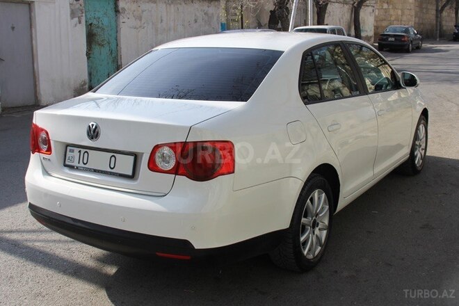 Volkswagen Jetta 2008, 215,000 km - 1.6 l - Bakı