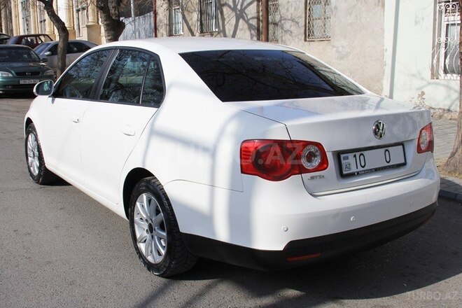 Volkswagen Jetta 2008, 215,000 km - 1.6 l - Bakı
