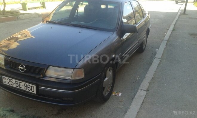 Opel Vectra 1994, 240,000 km - 2.0 l - Bakı