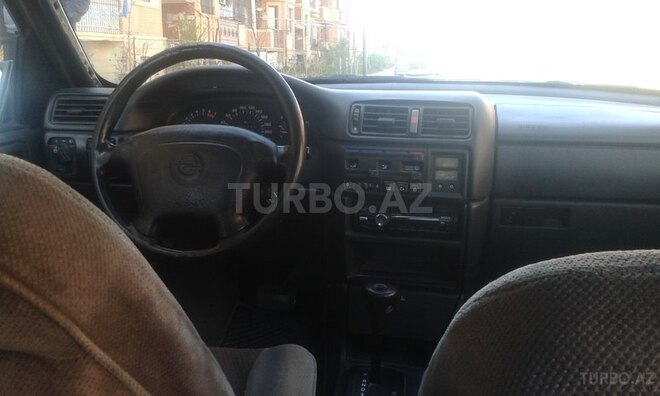 Opel Vectra 1994, 240,000 km - 2.0 l - Bakı