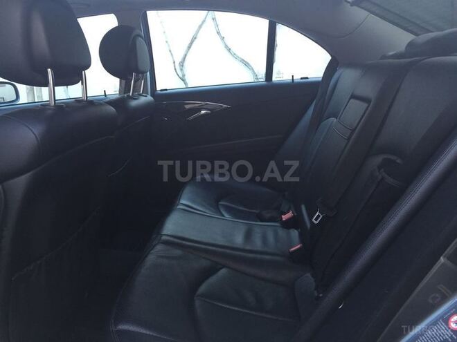 Mercedes E 350 2006, 218,000 km - 3.5 l - Bakı