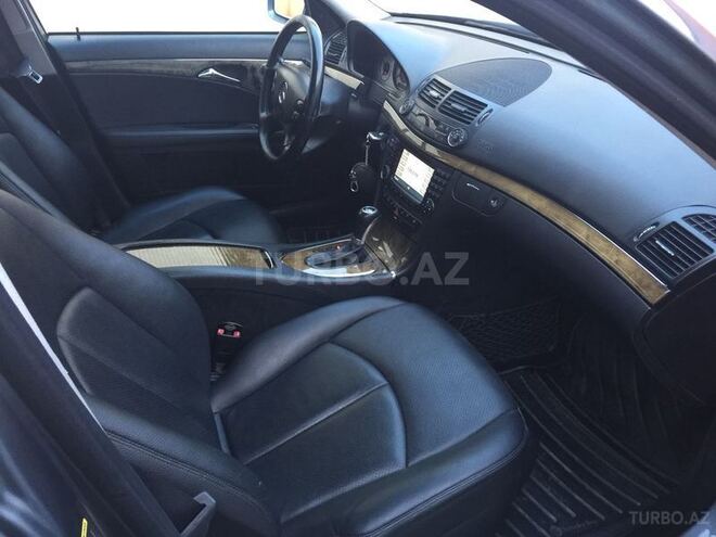 Mercedes E 350 2006, 218,000 km - 3.5 l - Bakı