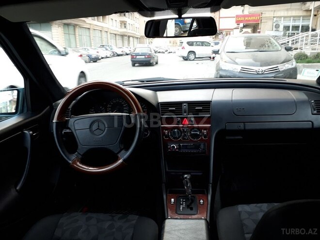 Mercedes C 180 1998, 380,000 km - 1.8 l - Bakı