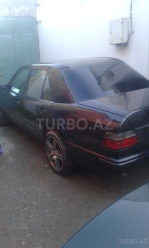 Mercedes E 230 1988, 350,000 km - 2.3 л - Bakı