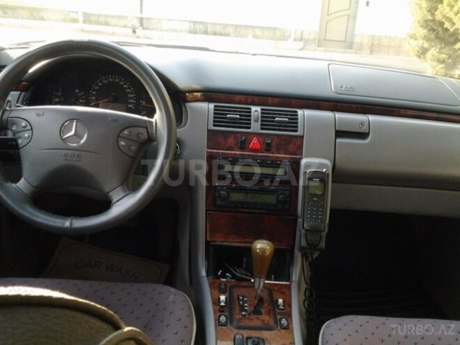 Mercedes E 320 1999, 345,000 km - 3.2 л - Bakı