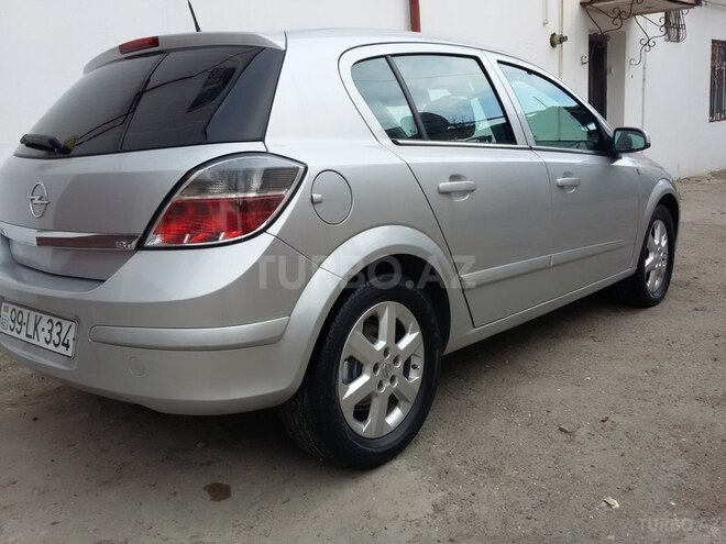 Opel Astra 2005, 198,200 km - 1.8 l - Bakı