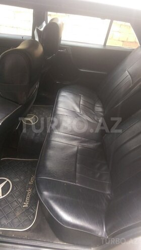 Mercedes E 230 1989, 324,000 km - 2.3 l - Bakı