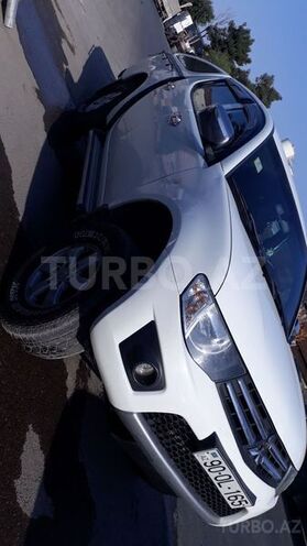 Mitsubishi L200 2010, 156,150 km - 2.5 л - Bakı