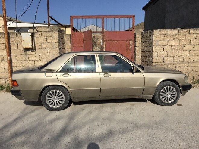 Mercedes 190 1989, 345,670 km - 2.0 л - Bakı