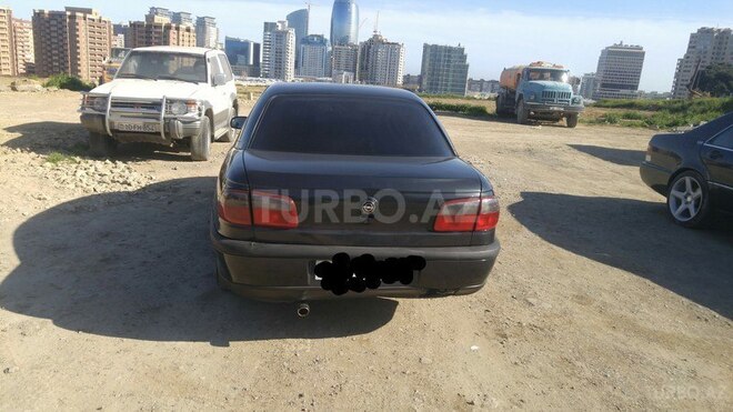Opel Omega 1995, 285,000 km - 2.0 l - Bakı