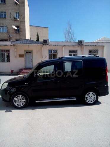Fiat Doblo 2007, 211,000 km - 1.9 l - Bakı