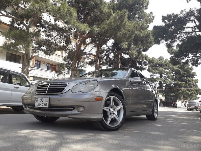 Mercedes C 230 2003, 182,000 km - 2.3 l - Xırdalan