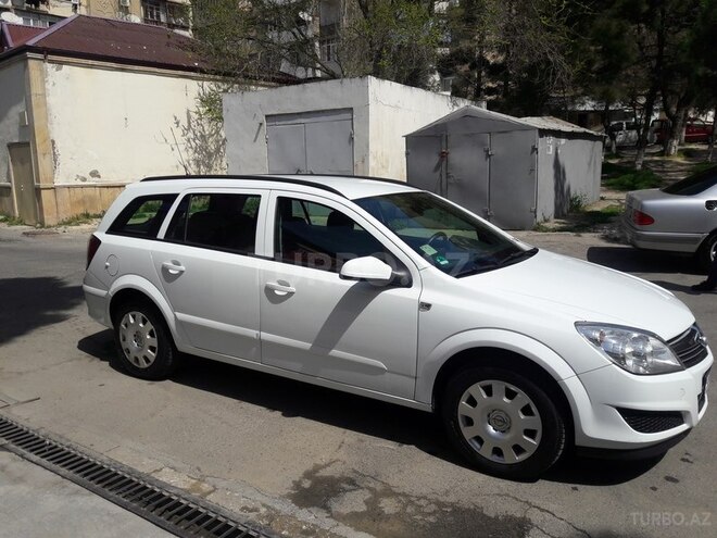 Opel Astra 2008, 143,800 km - 1.3 l - Bakı