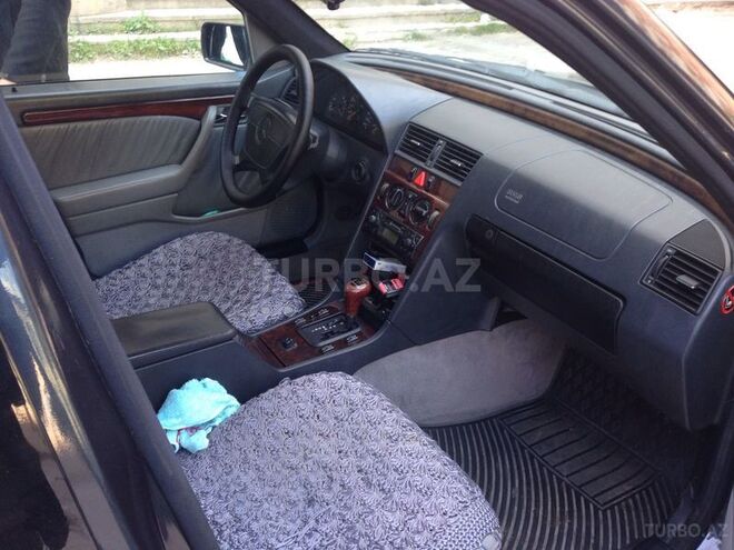 Mercedes C 200 1997, 175,000 km - 2.0 l - Bakı