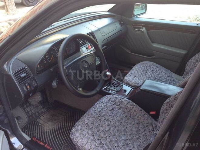 Mercedes C 200 1997, 175,000 km - 2.0 l - Bakı