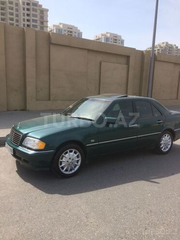Mercedes C 240 1999, 280,000 km - 2.4 l - Bakı