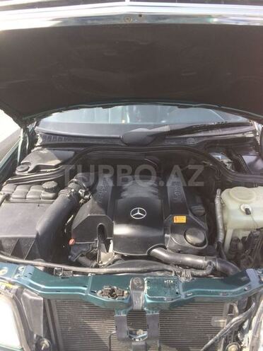 Mercedes C 240 1999, 280,000 km - 2.4 l - Bakı
