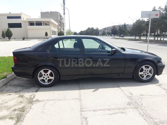 BMW 316 1992, 289,000 km - 1.6 l - Sumqayıt