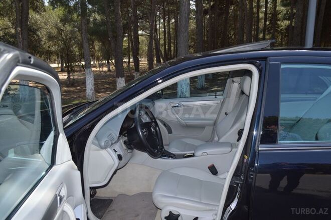 Mercedes C 230 2006, 101,000 km - 2.5 l - Bakı