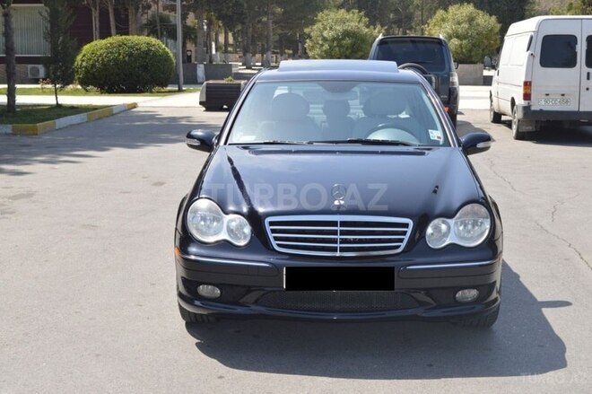 Mercedes C 230 2006, 101,000 km - 2.5 l - Bakı