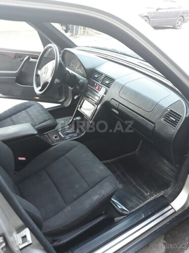 Mercedes C 230 1997, 265,000 km - 2.3 л - Bakı