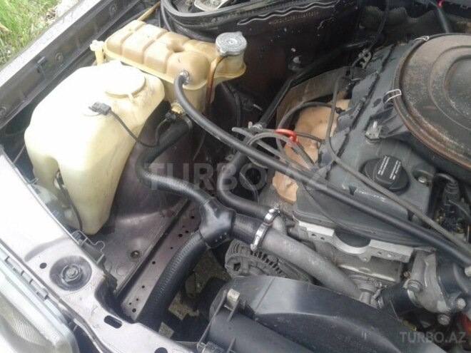 Mercedes 190 1991, 374,572 km - 2.0 l - İsmayıllı