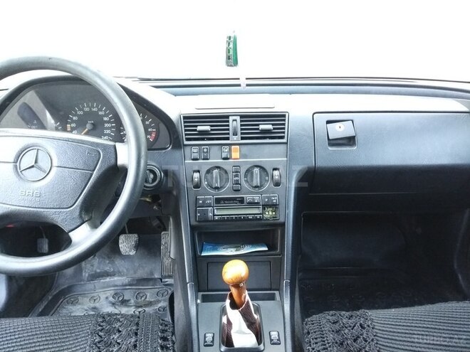Mercedes C 180 1993, 256,259 km - 1.8 л - Göyçay