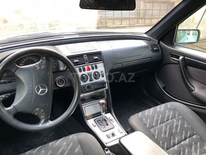 Mercedes C 280 1999, 266,000 km - 2.8 l - Bakı