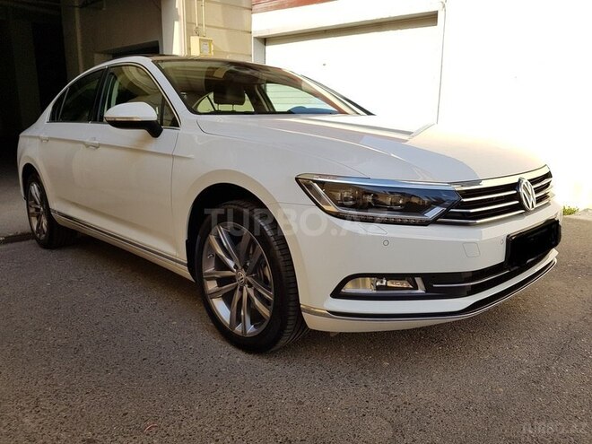 Volkswagen Passat 2017, 9,500 km - 1.8 л - Bakı