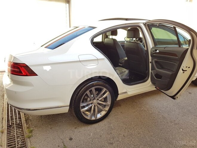 Volkswagen Passat 2017, 9,500 km - 1.8 л - Bakı