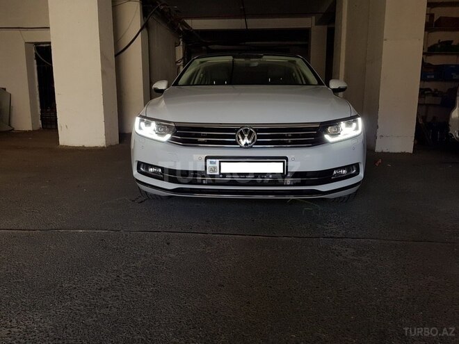 Volkswagen Passat 2017, 9,500 km - 1.8 л - Bakı