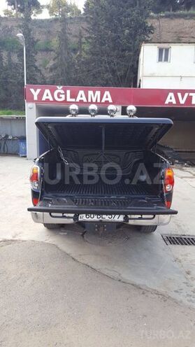 Mitsubishi L200 2008, 220,000 km - 2.5 l - Bakı