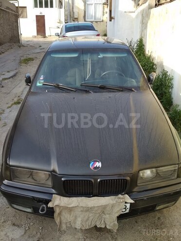 BMW 318 1993, 270,000 km - 1.8 l - Bakı