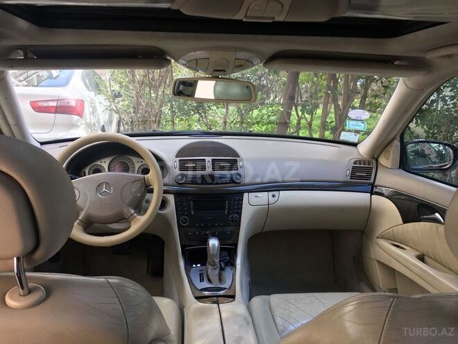 Mercedes E 240 2002, 240,000 km - 2.6 l - Bakı