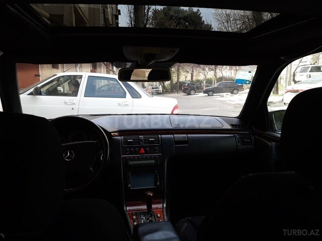 Mercedes E 280 1997, 350,000 km - 2.8 л - Bakı