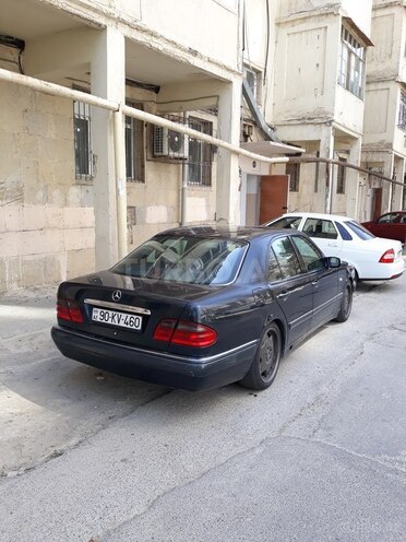 Mercedes E 280 1997, 350,000 km - 2.8 л - Bakı