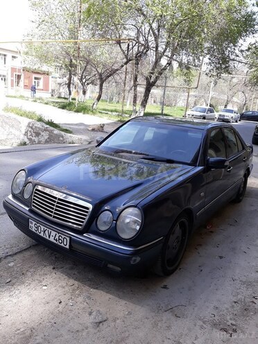Mercedes E 280 1997, 350,000 km - 2.8 л - Bakı