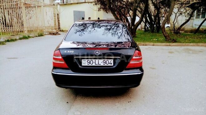 Mercedes E 320 2004, 245,000 km - 3.2 л - Bakı