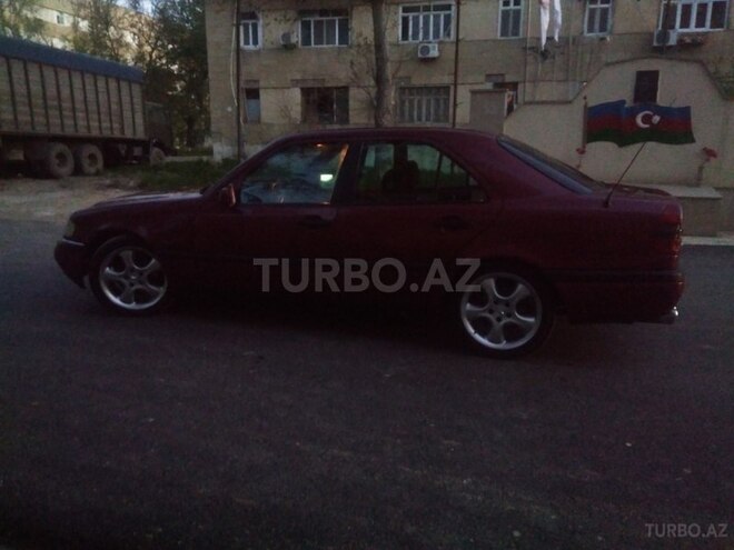 Mercedes C 180 1995, 261,000 km - 1.8 l - Şirvan
