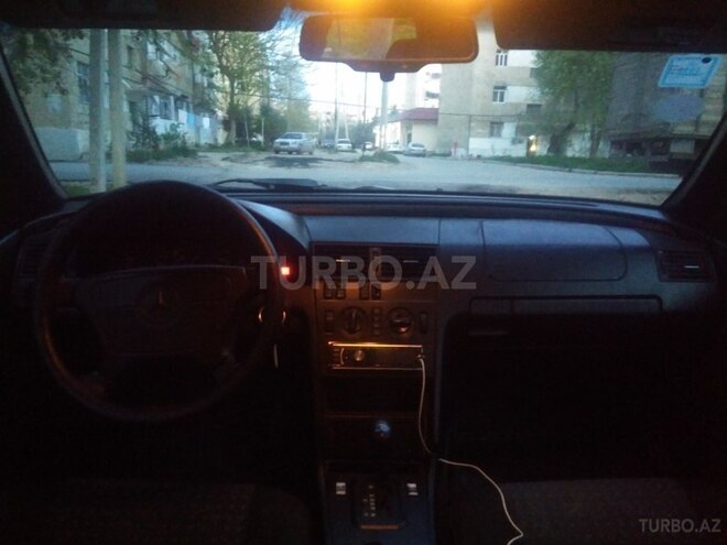 Mercedes C 180 1995, 261,000 km - 1.8 l - Şirvan