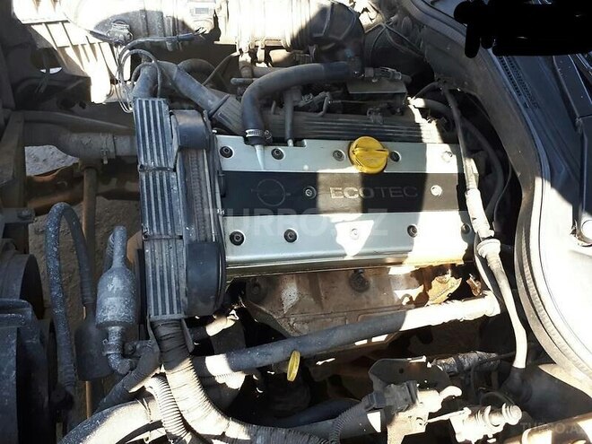 Opel Omega 1995, 320,000 km - 2.0 l - Bakı