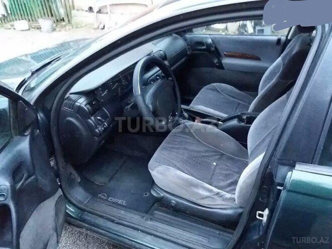 Opel Omega 1995, 320,000 km - 2.0 l - Bakı