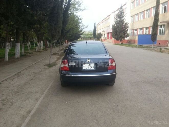 Volkswagen Passat 2001, 150 km - 0.2 l - Biləsuvar
