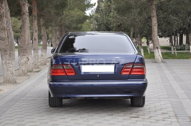 Mercedes C 200 2000, 277,000 km - 2.0 l - Xırdalan